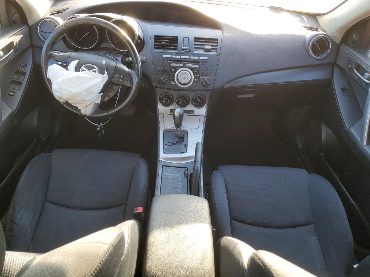 2010 Mazda 3 S VIN: JM1BL1H64A1333909 Lot: 80747303