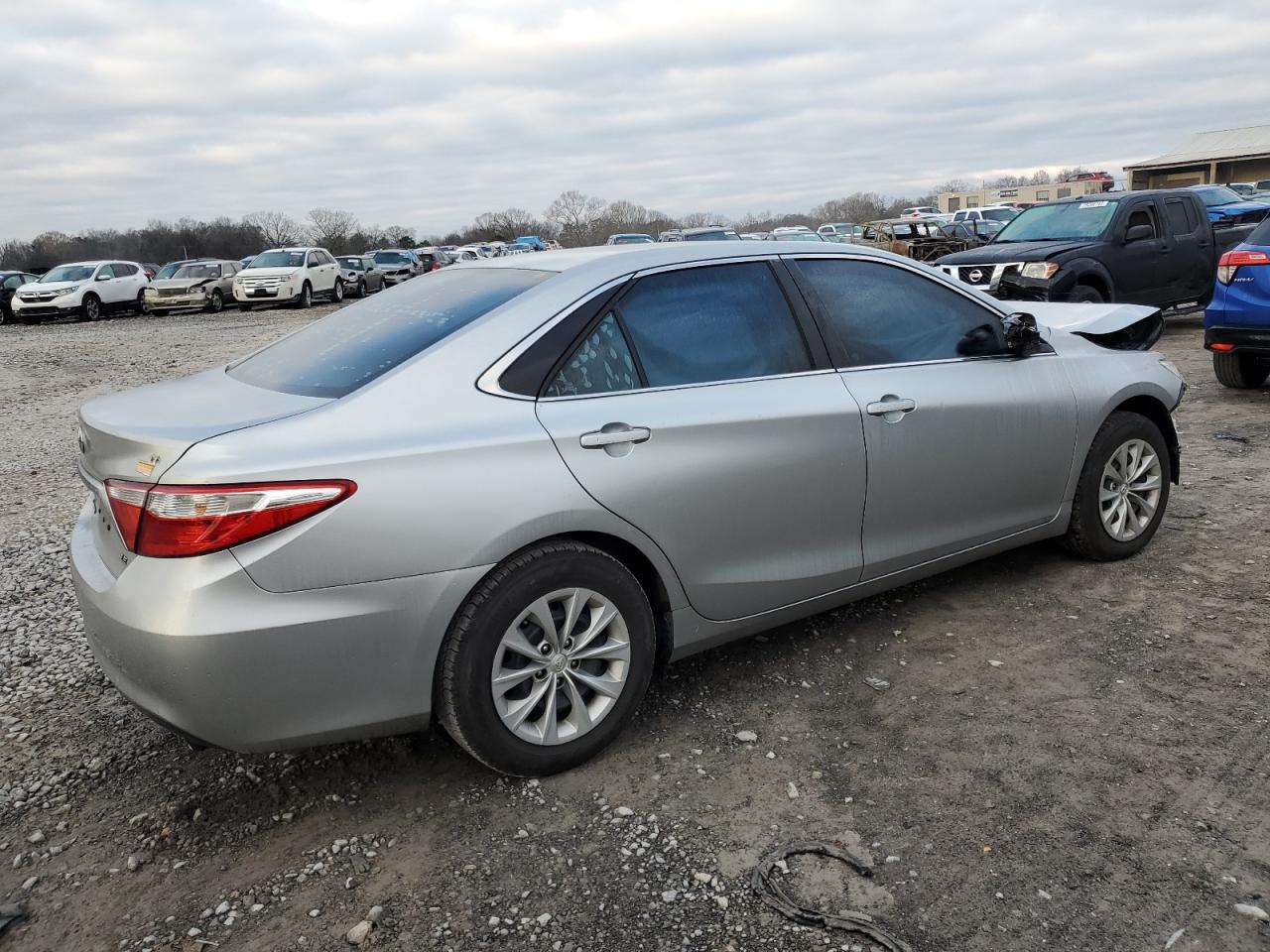 4T4BF1FK8GR572833 2016 Toyota Camry Le