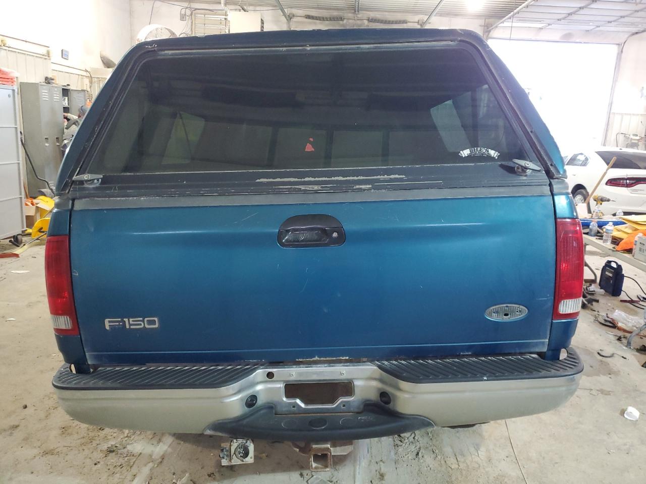 2001 Ford F150 VIN: 1FTRX18W31KB43080 Lot: 81647653