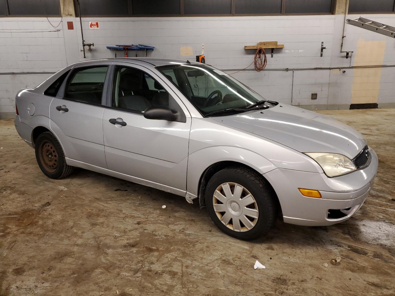 2007 Ford Focus Zx4 VIN: 1FAFP34N77W241225 Lot: 81692633