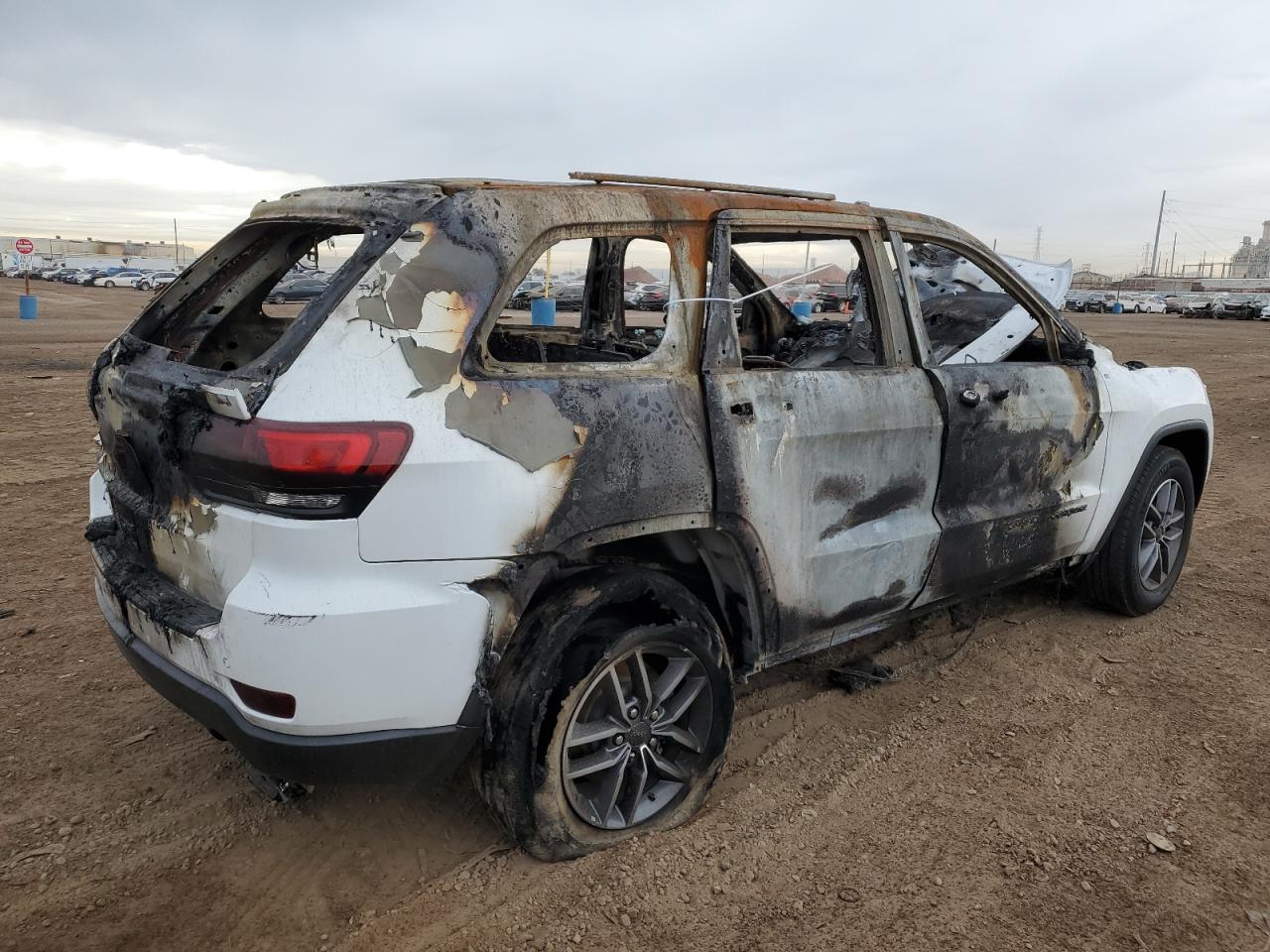 2020 Jeep Grand Cherokee - Image 3