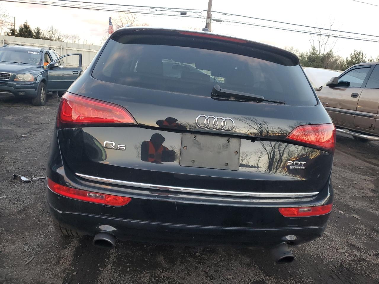 WA1C2AFP1GA137013 2016 Audi Q5 Premium