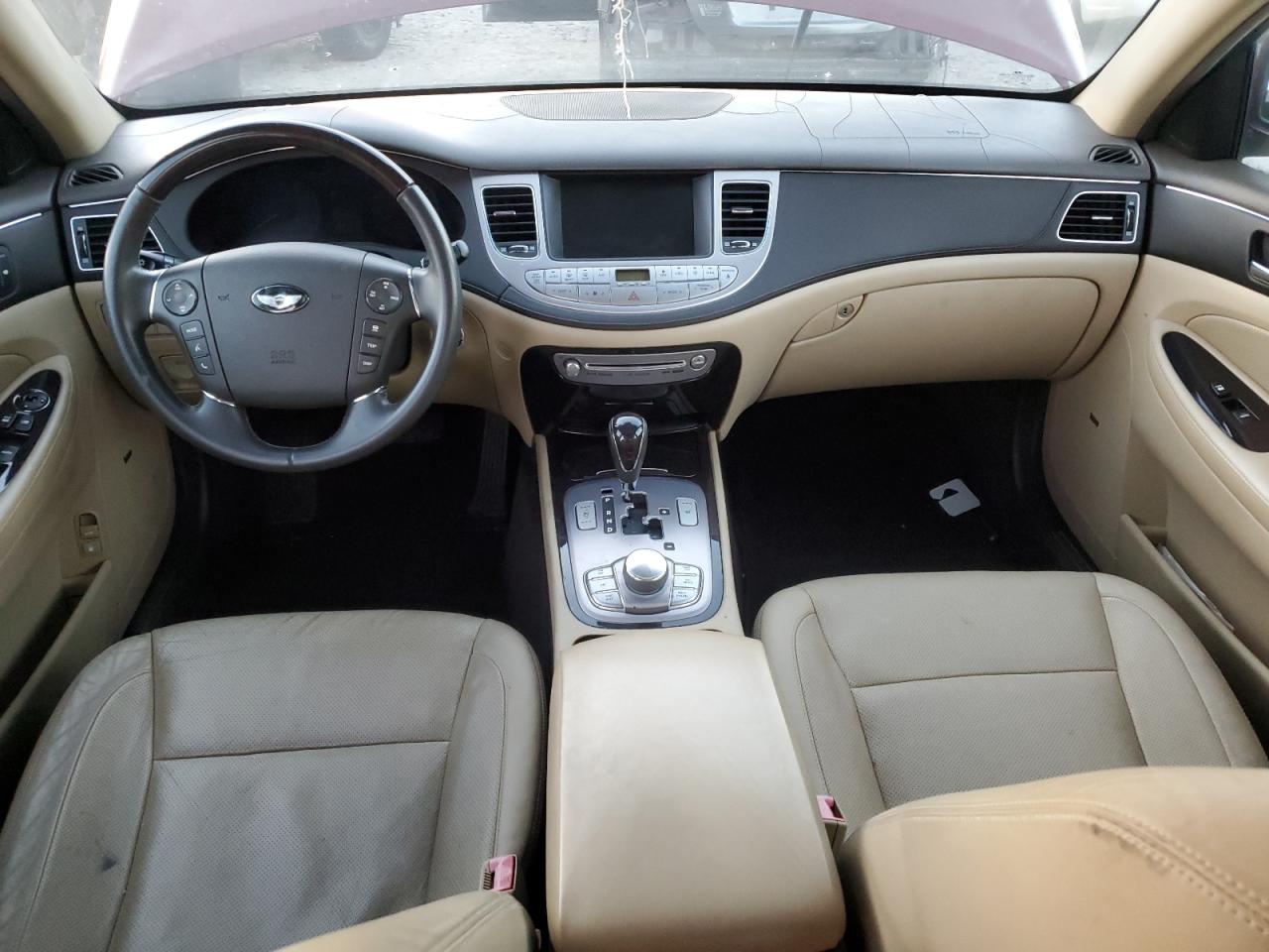 2011 Hyundai Genesis 4.6L VIN: KMHGC4DFXBU124358 Lot: 89187465