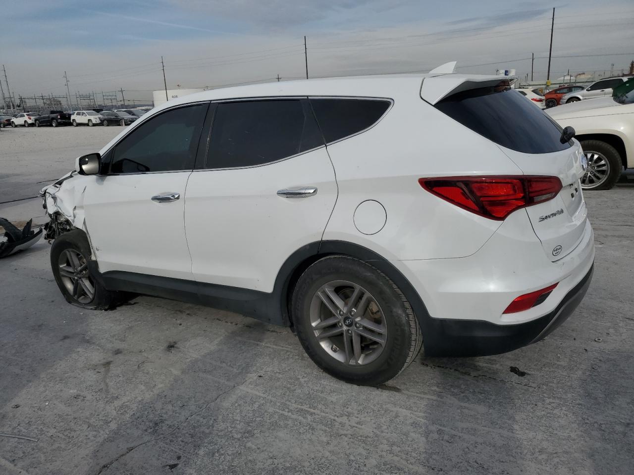 5NMZTDLB8HH023427 2017 Hyundai Santa Fe Sport