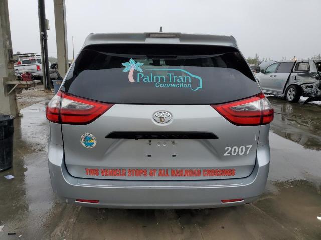  TOYOTA SIENNA 2020 Серебристый