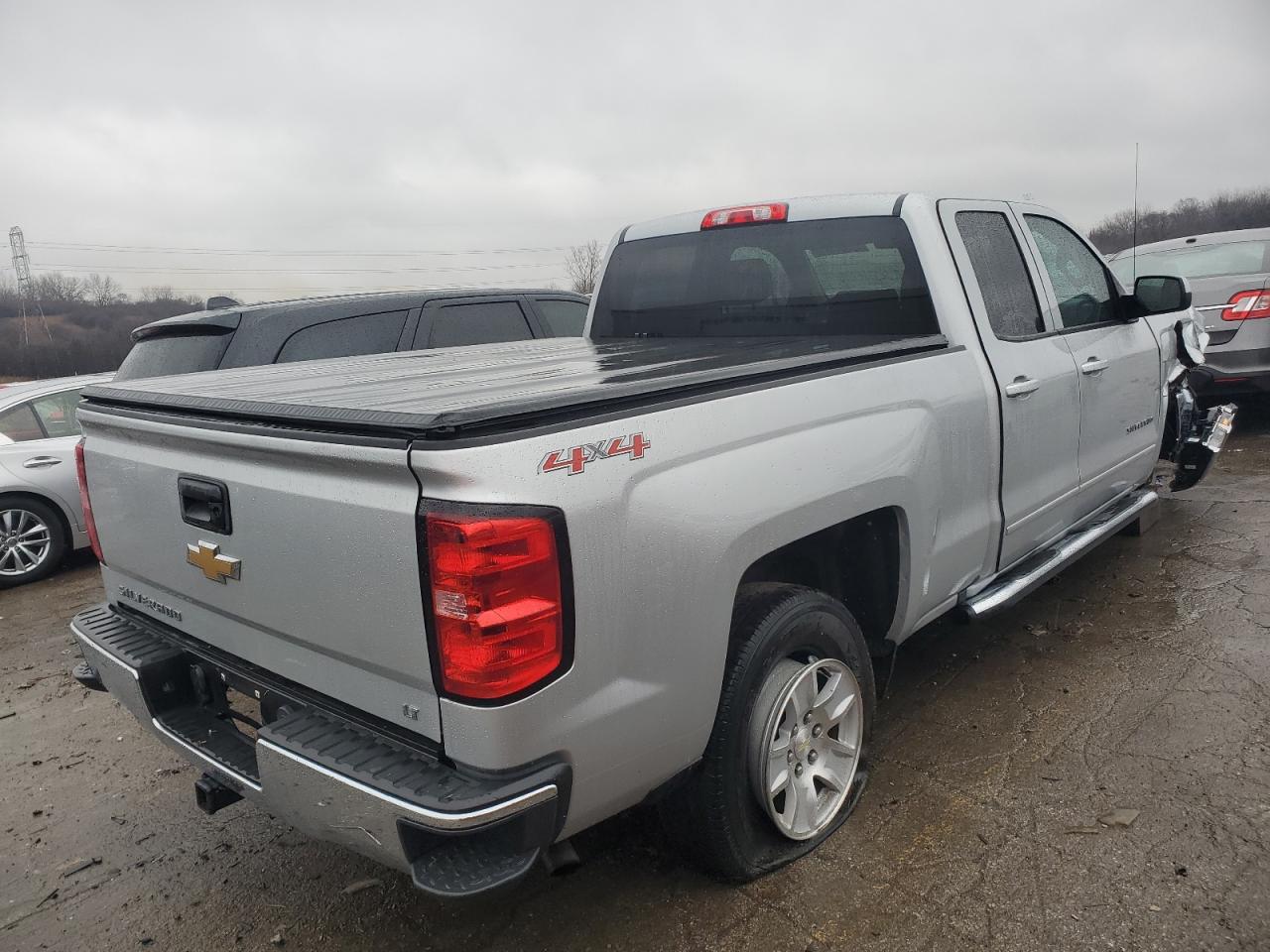 1GCVKREH7HZ166221 2017 Chevrolet Silverado K1500 Lt