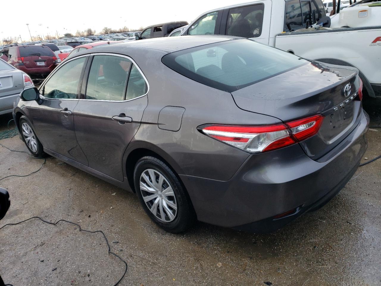 2018 Toyota Camry L VIN: 4T1B11HK7JU532837 Lot: 82198343