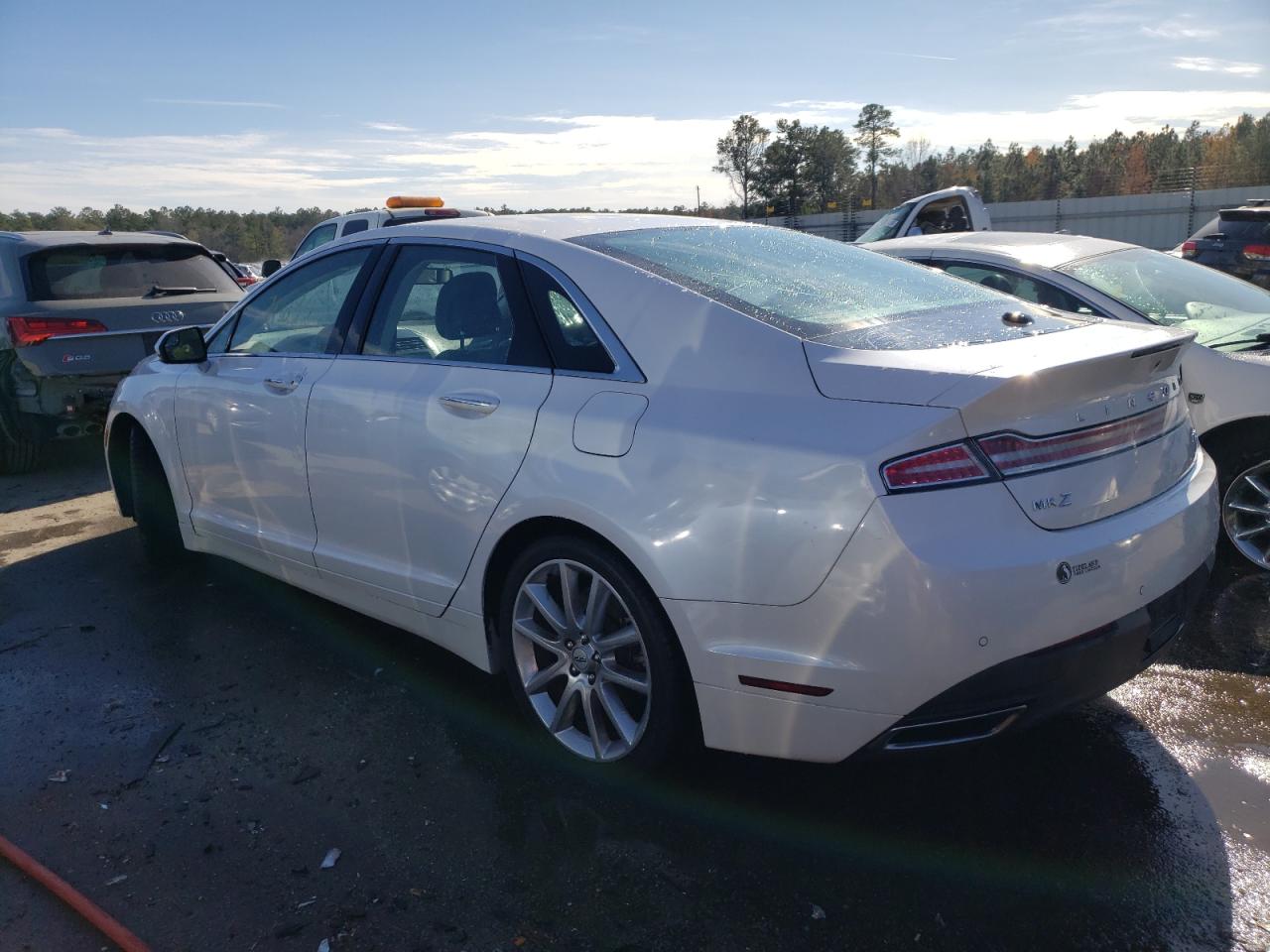 VIN 3LN6L2G91ER831155 2014 LINCOLN MKZ no.2