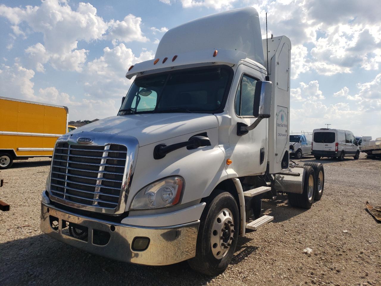 1FUJGBD91ELFW7968 2014 Freightliner Cascadia 113