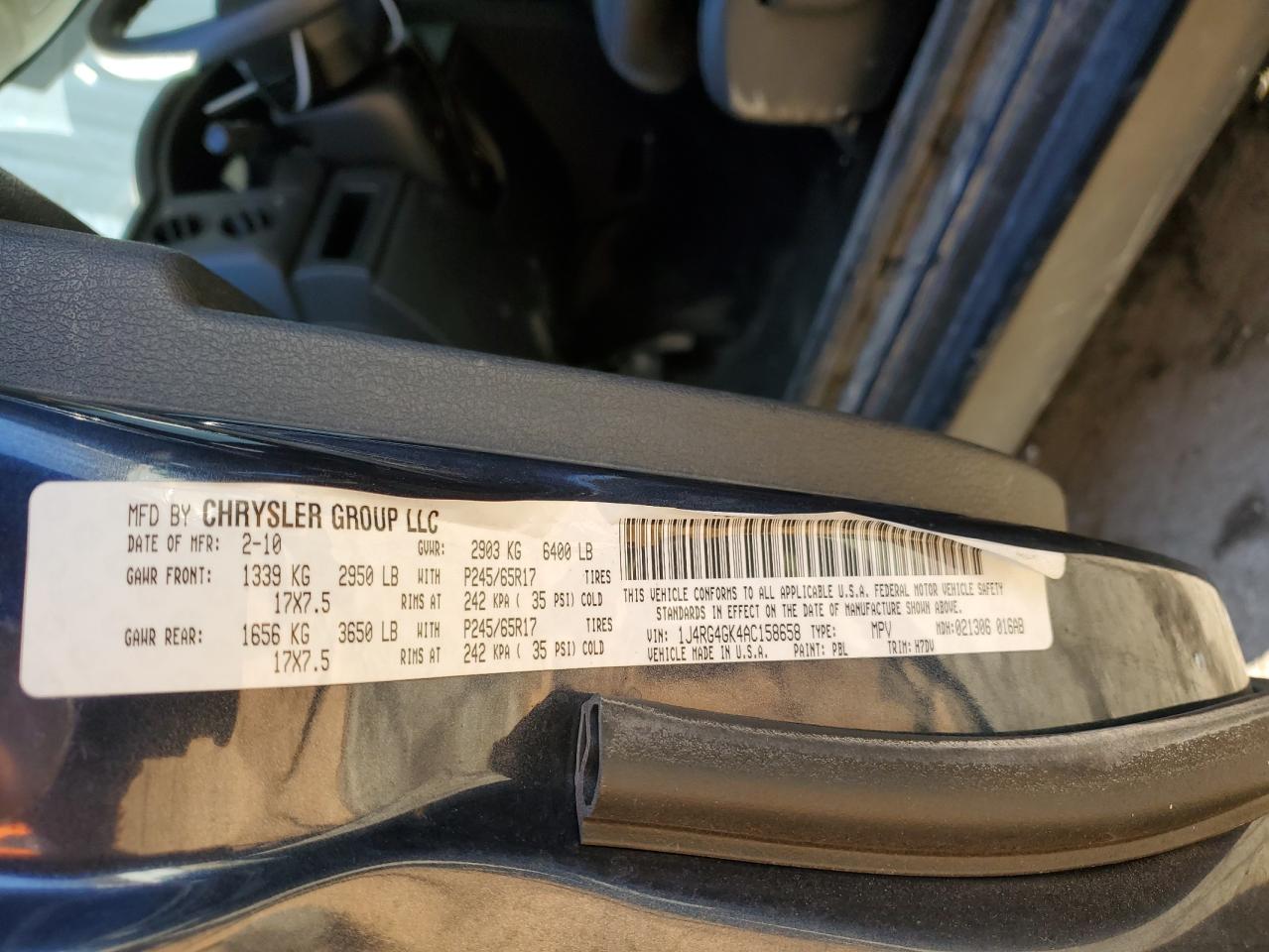 2010 Jeep Commander - Image 12