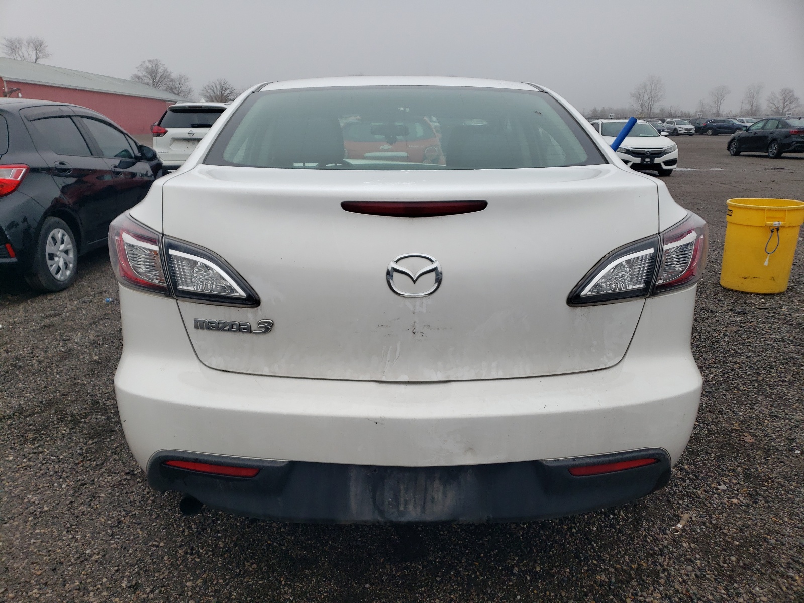 JM1BL1UF1B1430234 2011 Mazda 3 I