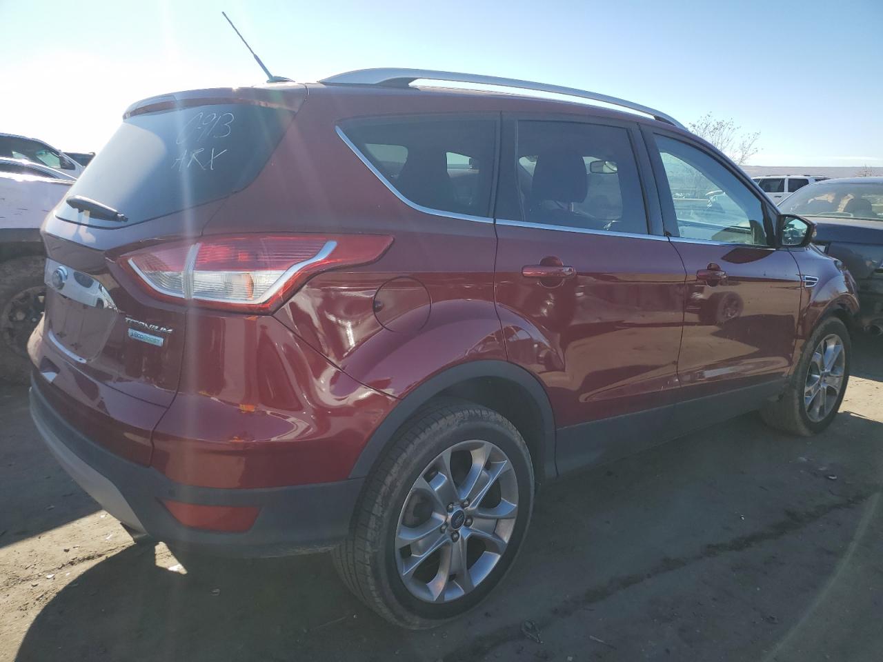 1FMCU0JX1EUB70909 2014 Ford Escape Titanium