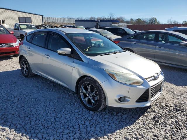 Хэтчбеки FORD FOCUS 2013 Серебристый