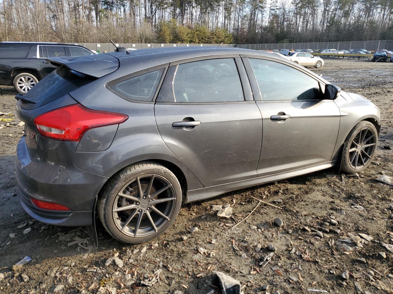 1FADP3L95GL354815 2016 Ford Focus St