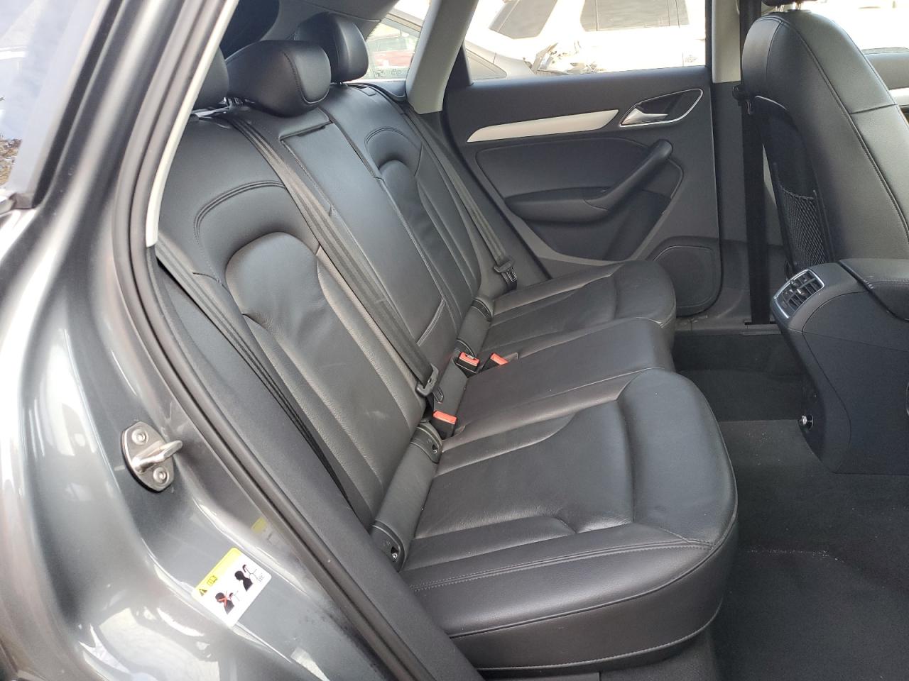 2015 Audi Q3 - Image 11