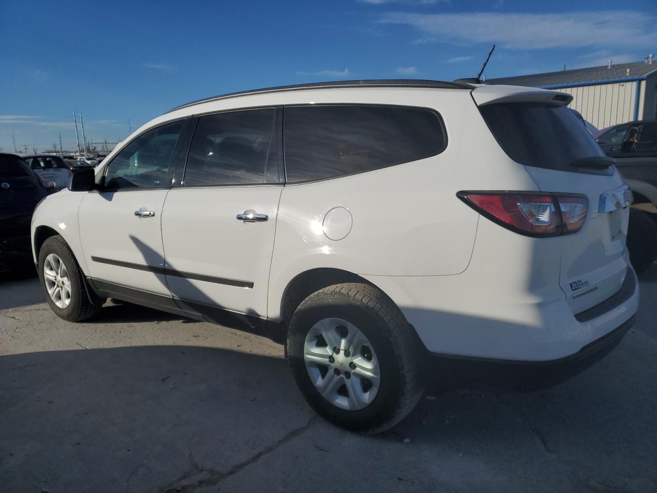 2017 Chevrolet Traverse Ls VIN: 1GNKRFKD3HJ330066 Lot: 82655483