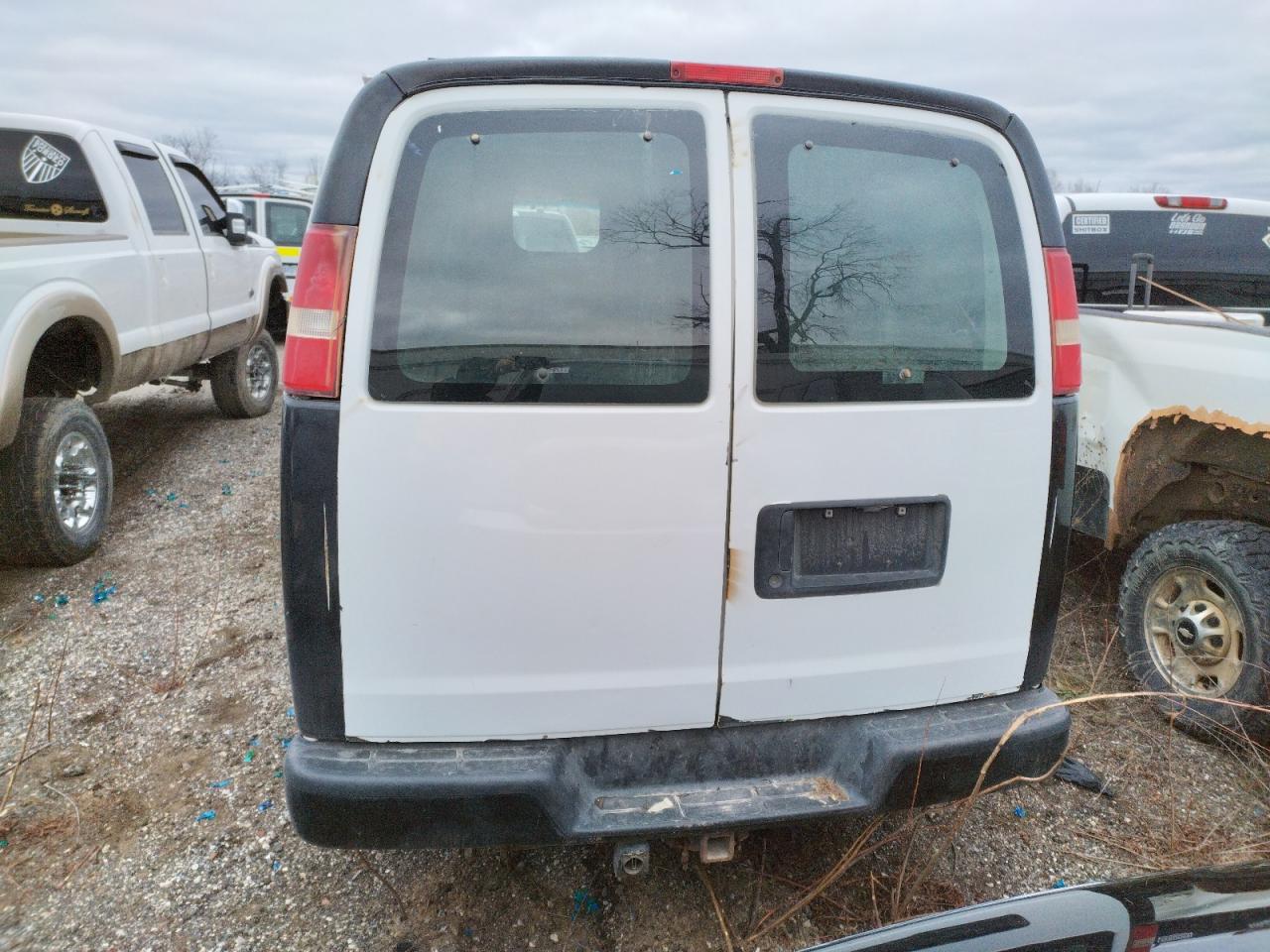 2010 Chevrolet Express G2500 VIN: 1GCZGFBAXA1174522 Lot: 77082743