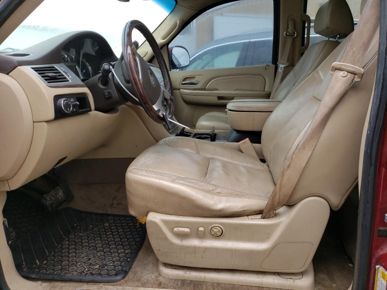 2009 Cadillac Escalade - Image 7