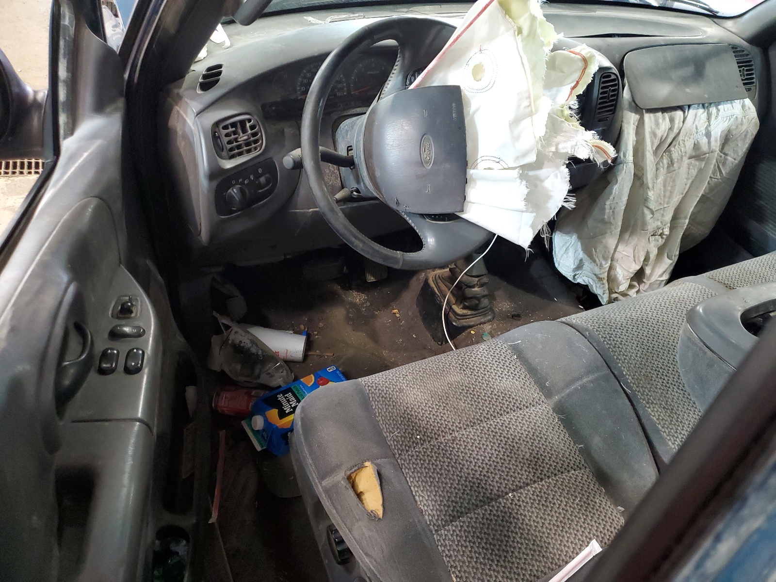 1FTRX18W31KB43080 2001 Ford F150