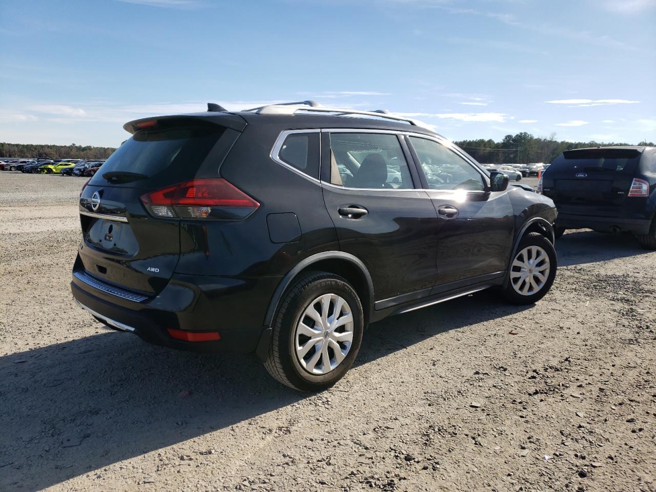 2018 Nissan Rogue S VIN: KNMAT2MV5JP573028 Lot: 81607733