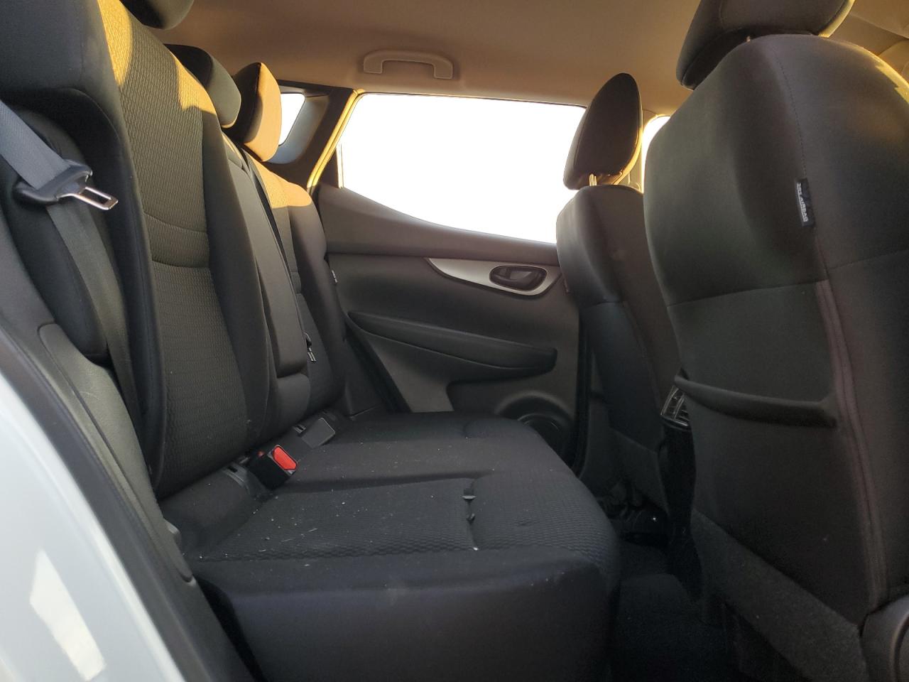 2020 Nissan Rogue - Image 11