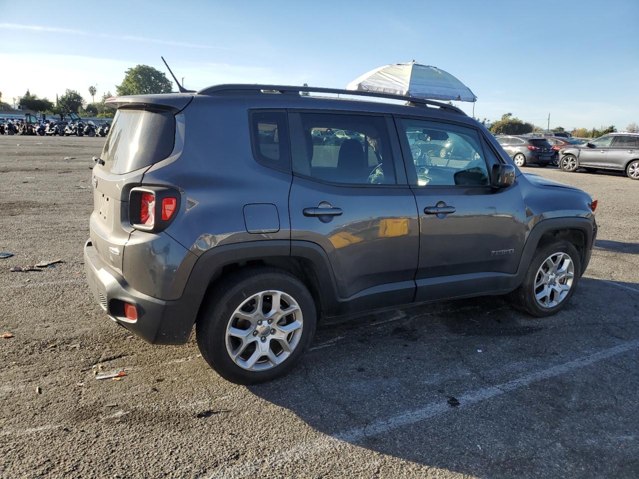 2017 Jeep Renegade Latitude VIN: ZACCJABB4HPE42932 Lot: 80268233