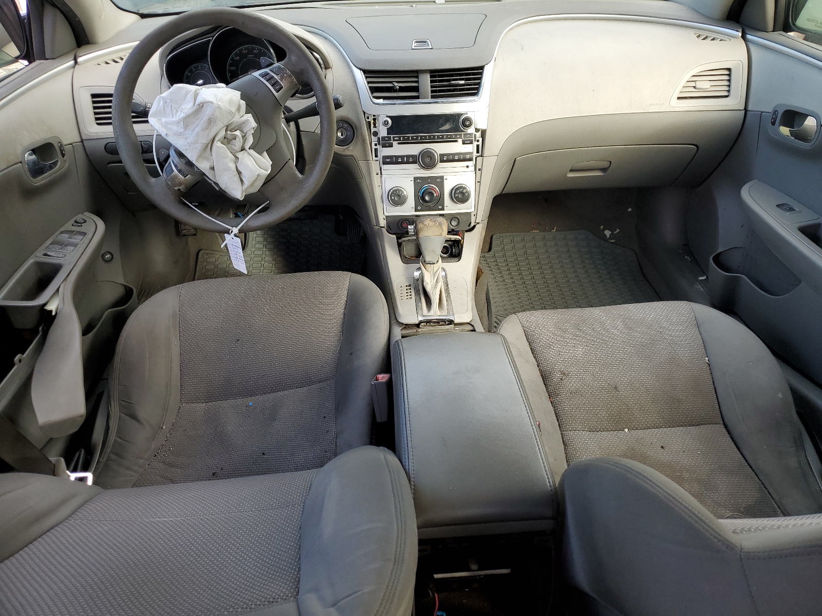 1G1ZC5EB2AF109976 2010 Chevrolet Malibu 1Lt