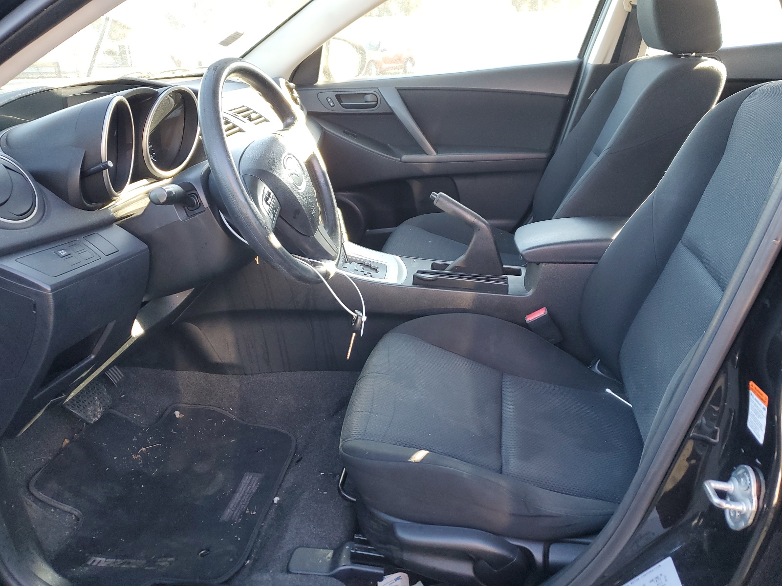 JM1BL1UGXB1490036 2011 Mazda 3 I