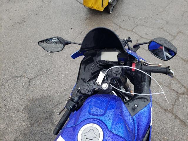 2021 YAMAHA YZFR3 A