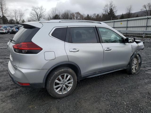  NISSAN ROGUE 2018 Srebrny