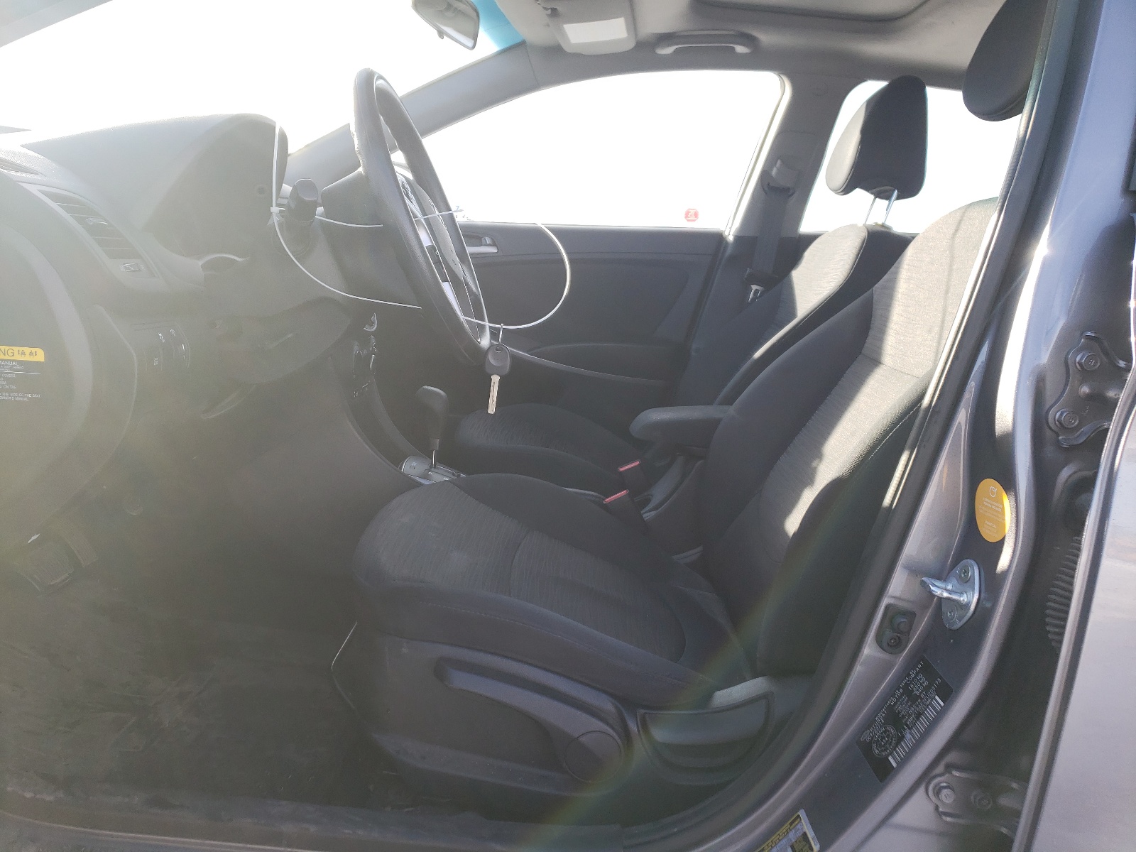 KMHCT5AE2FU203173 2015 Hyundai Accent Gs