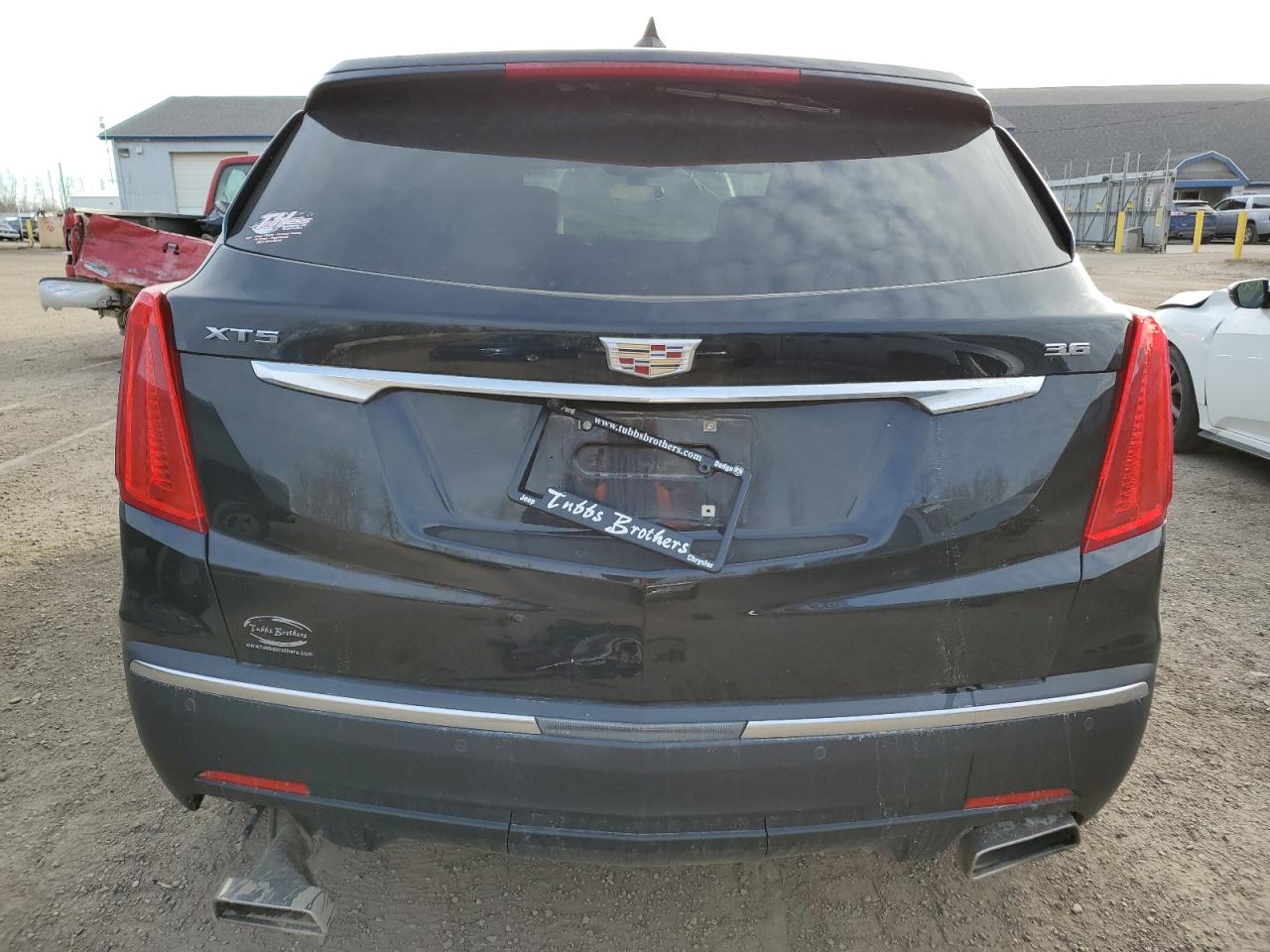 1GYKNARS4JZ211004 2018 Cadillac Xt5