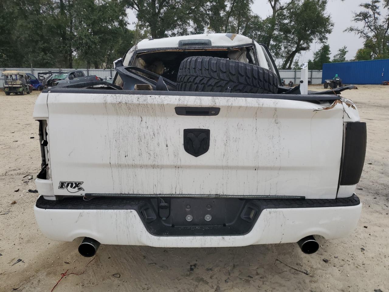 2017 RAM 1500 - Image 6