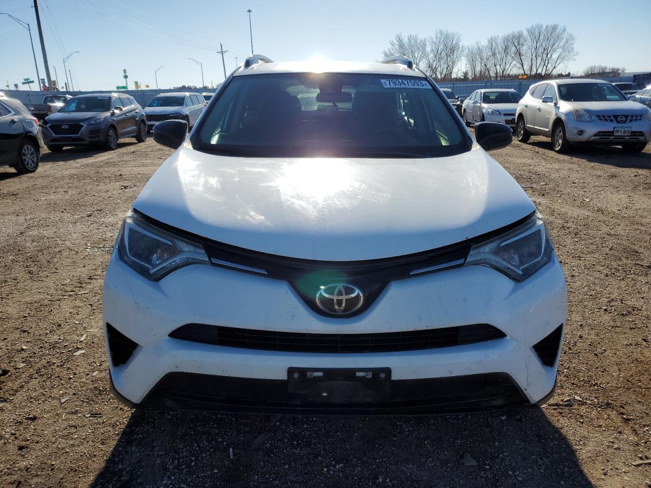 JTMZFREV1HJ125299 2017 Toyota Rav4 Le