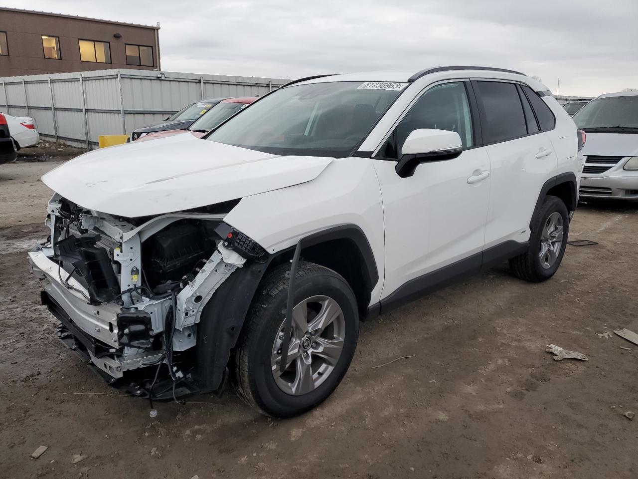 2T3RWRFV2PW172632 2023 Toyota Rav4 Xle