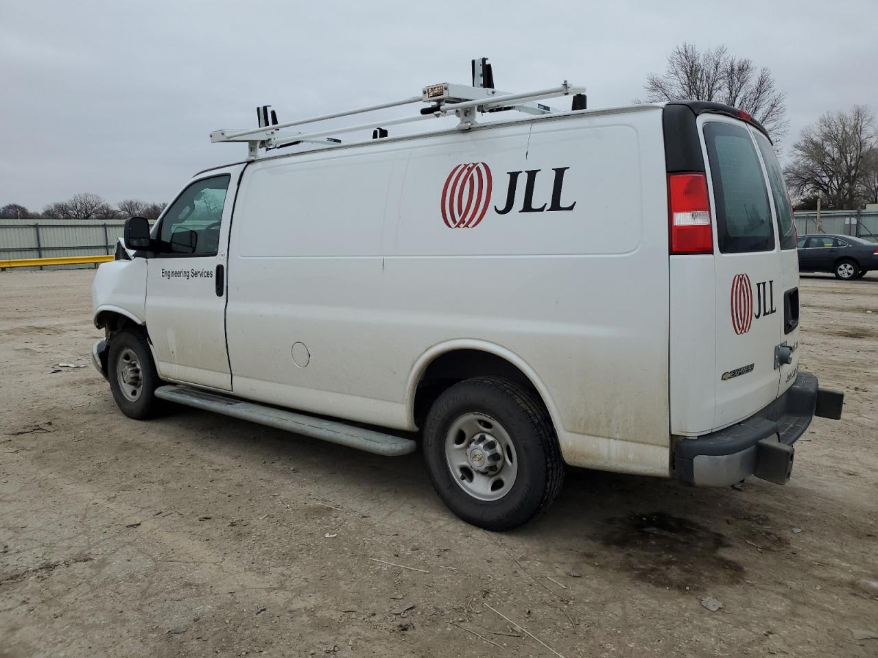 2020 Chevrolet Express G2500 white null flexible 1GCWGAFG8L1271029 photo #3