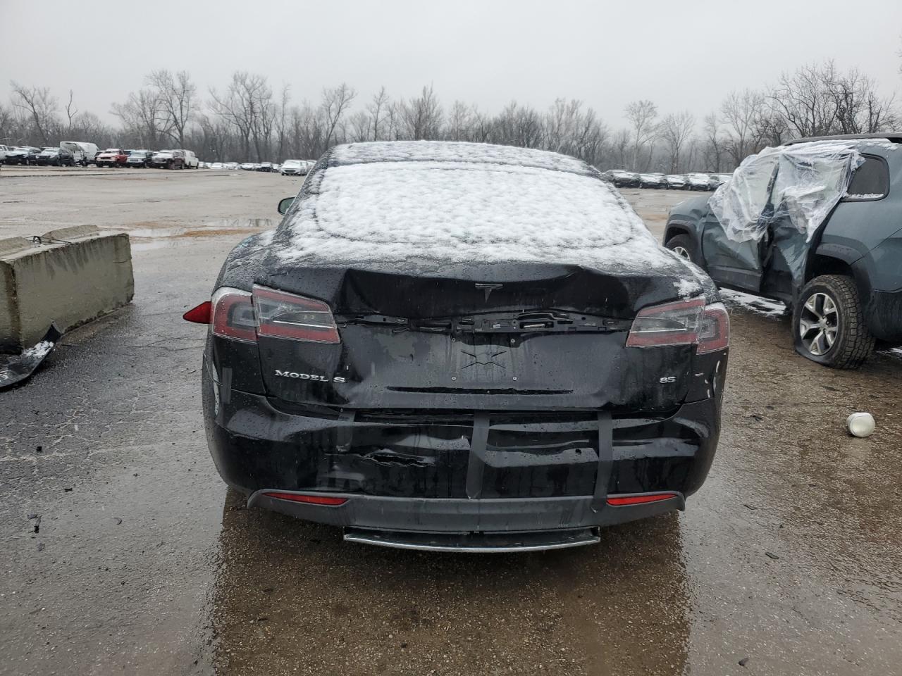 2014 Tesla Model S VIN: 5YJSA1H12EFP62439 Lot: 81830323