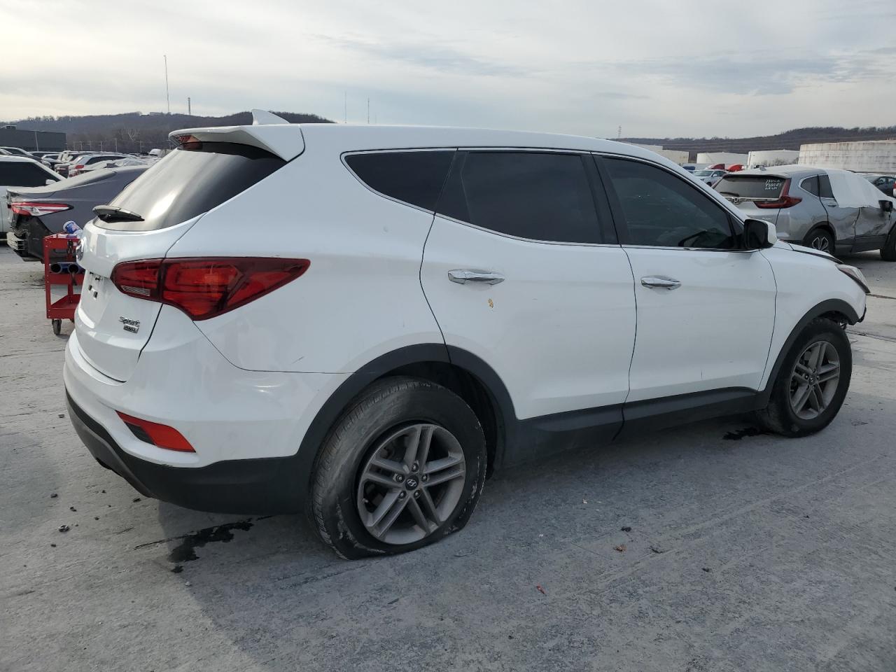 5NMZTDLB8HH023427 2017 Hyundai Santa Fe Sport