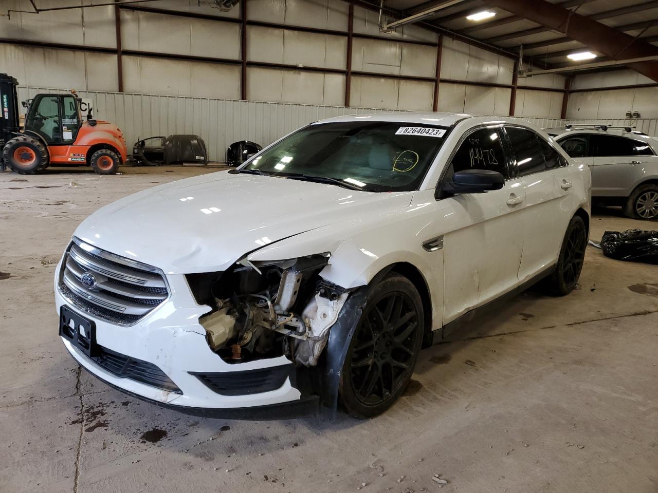 1FAHP2D8XJG106481 2018 Ford Taurus Se