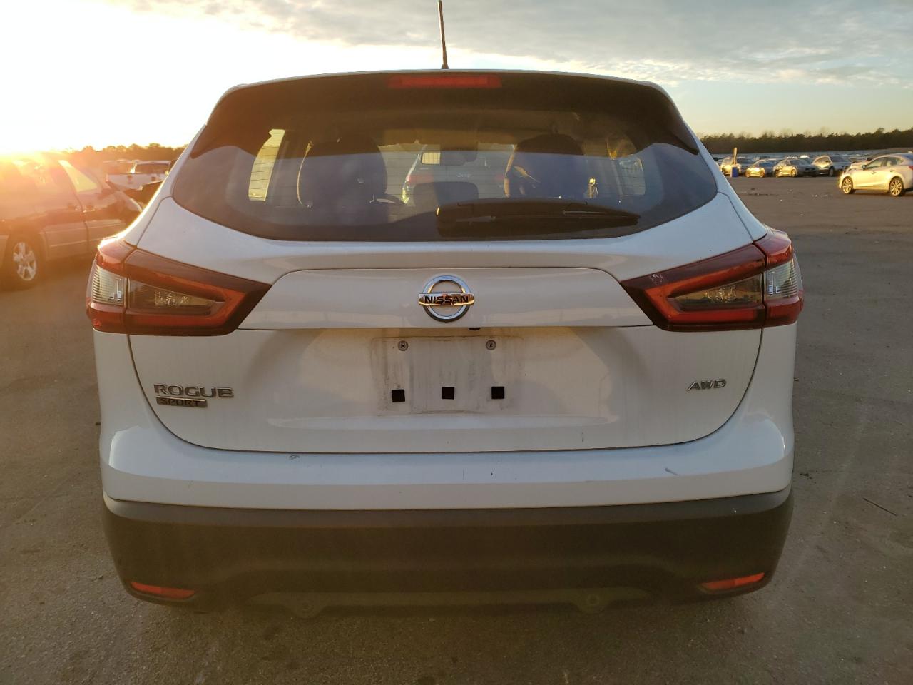 2020 Nissan Rogue - Image 6