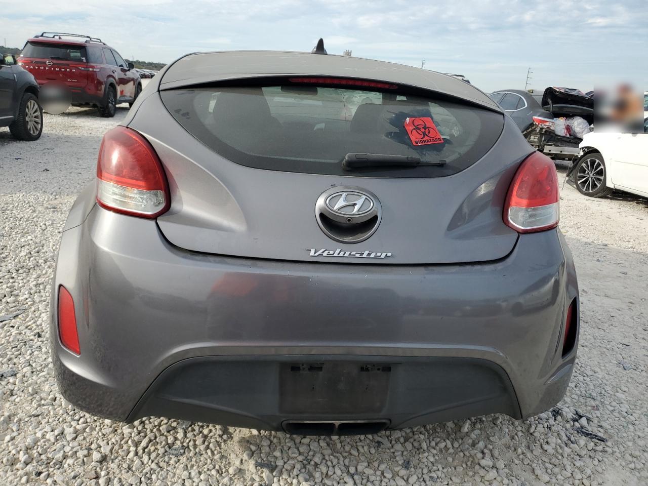 2015 Hyundai Veloster VIN: KMHTC6AD0FU232779 Lot: 77739193