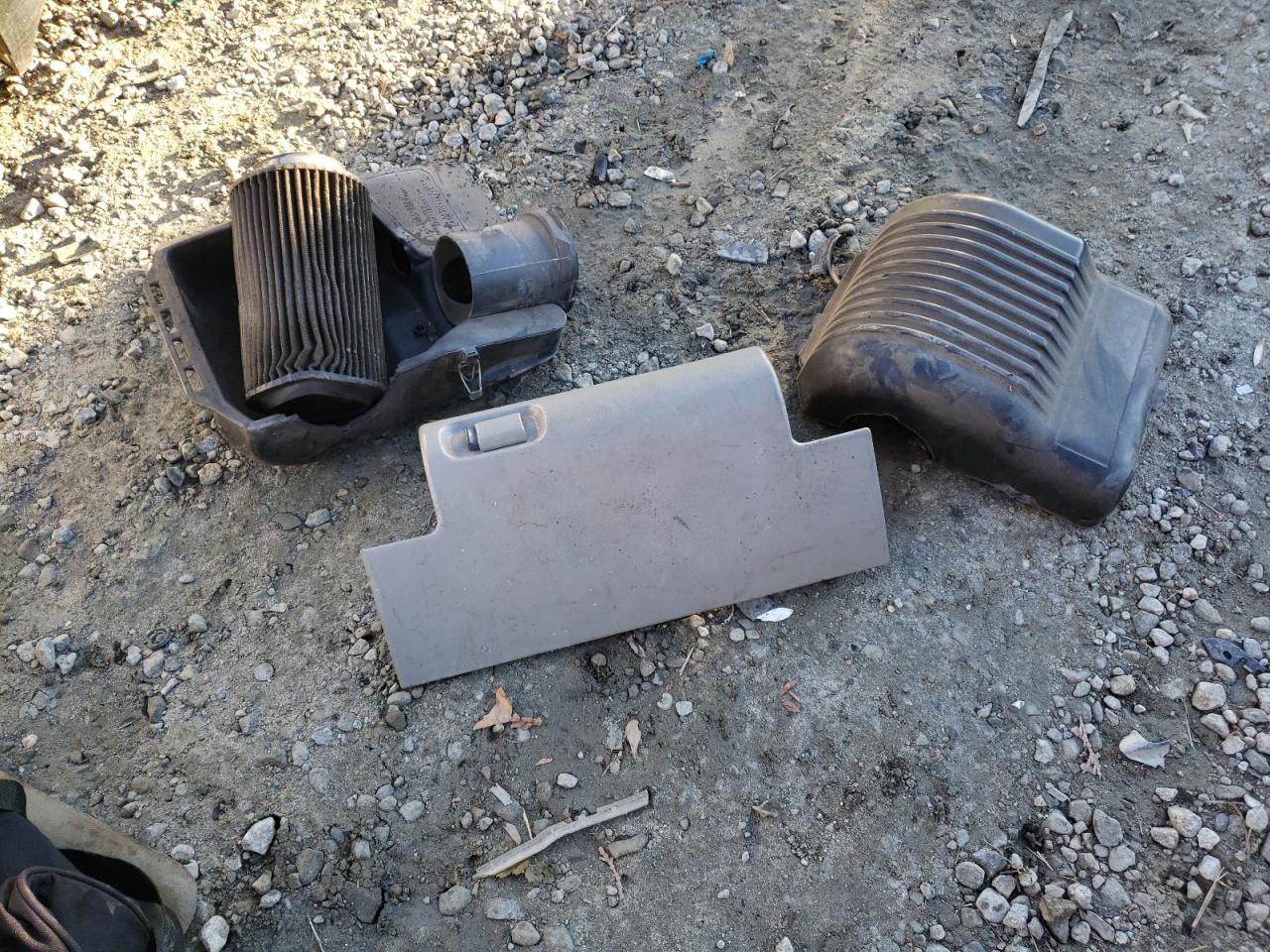 1996 Chevrolet Gmt-400 K1500 VIN: 2GCEK19R7T1107336 Lot: 78279863