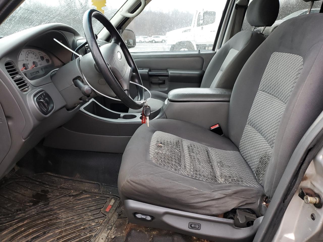 2004 Ford Explorer Sport Trac VIN: 1FMZU77K64UB02652 Lot: 82263093