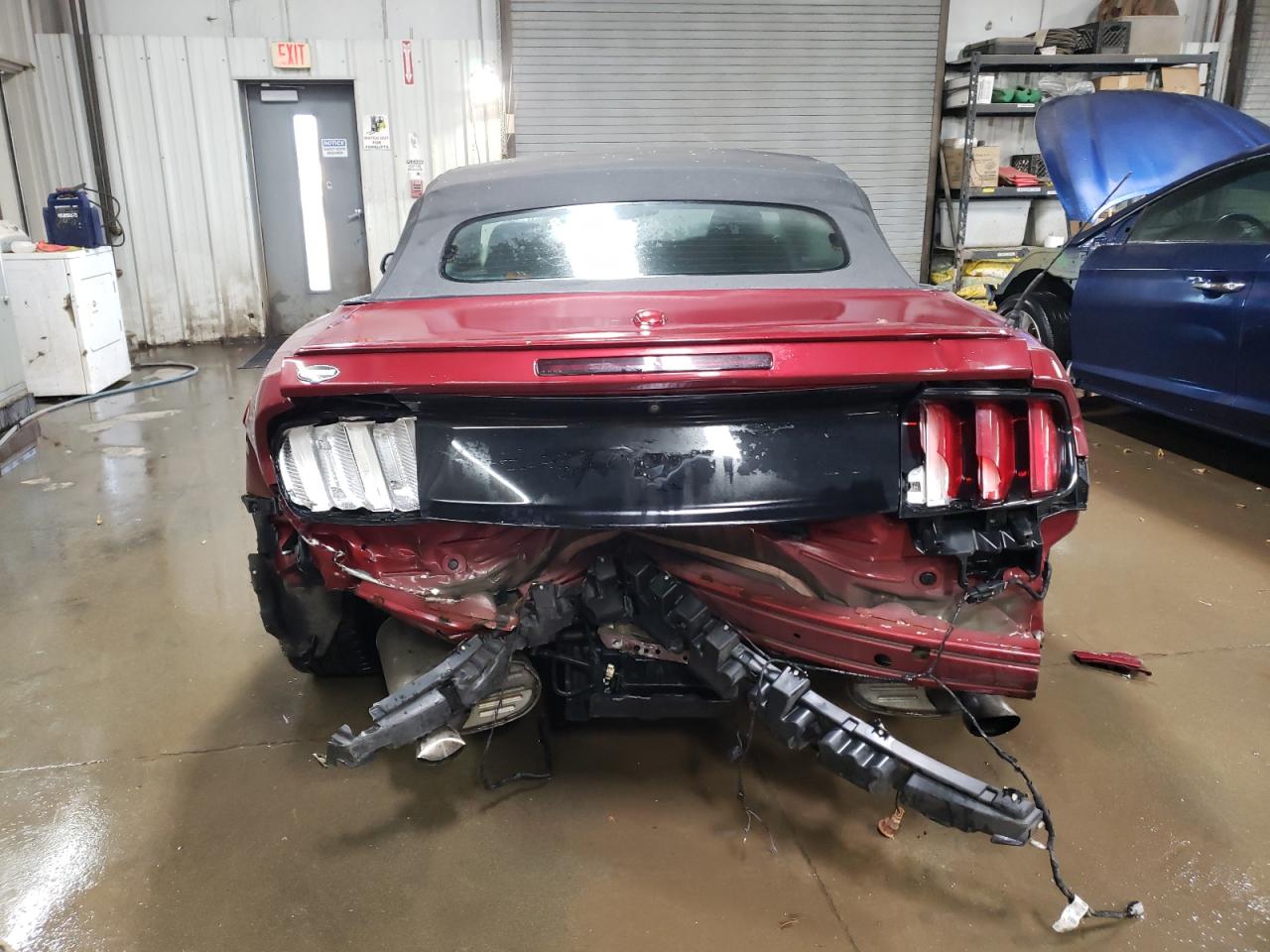 1FATP8UH5F5387038 2015 Ford Mustang