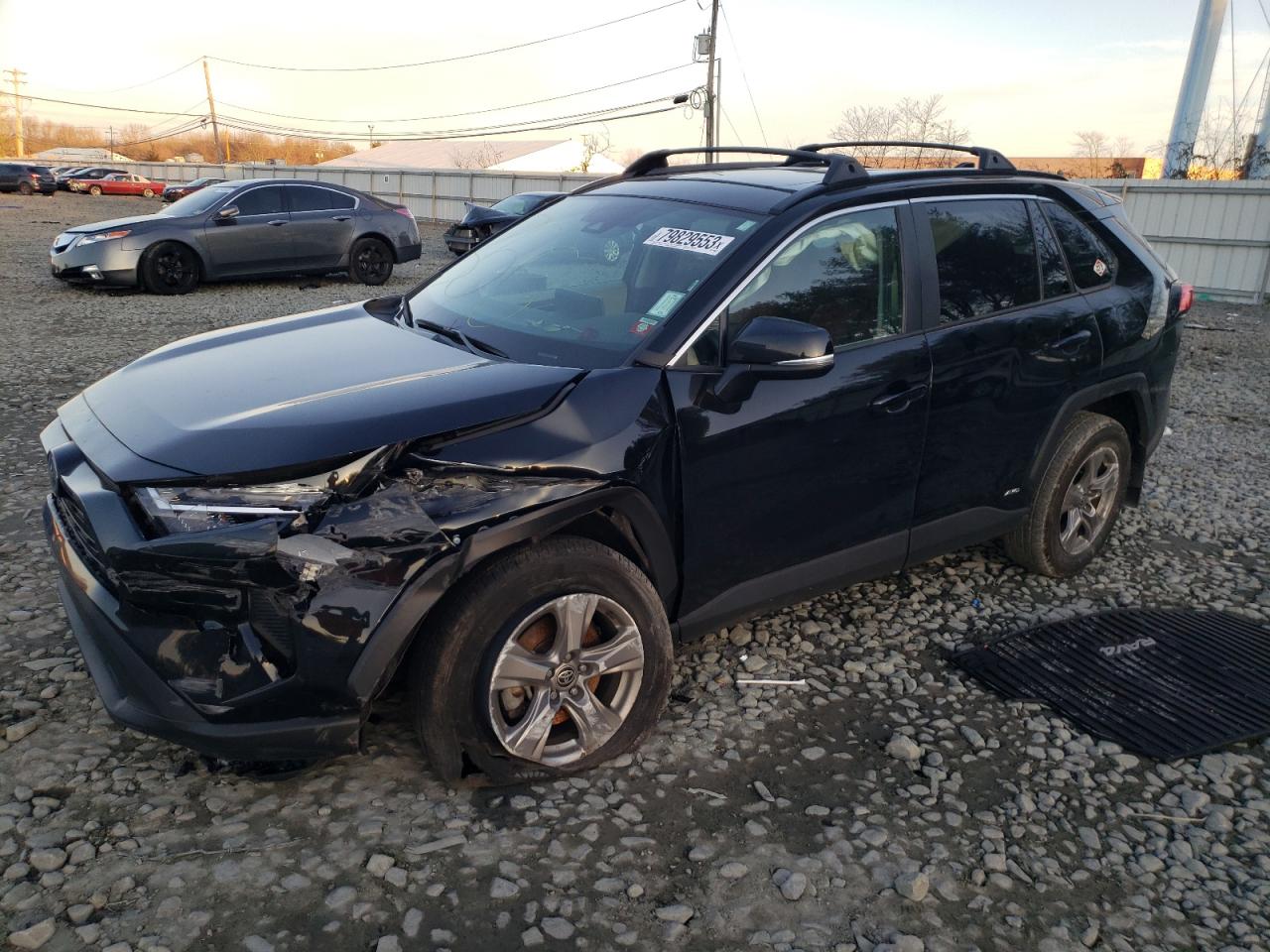 4T3RWRFV7NU073933 2022 Toyota Rav4 Xle