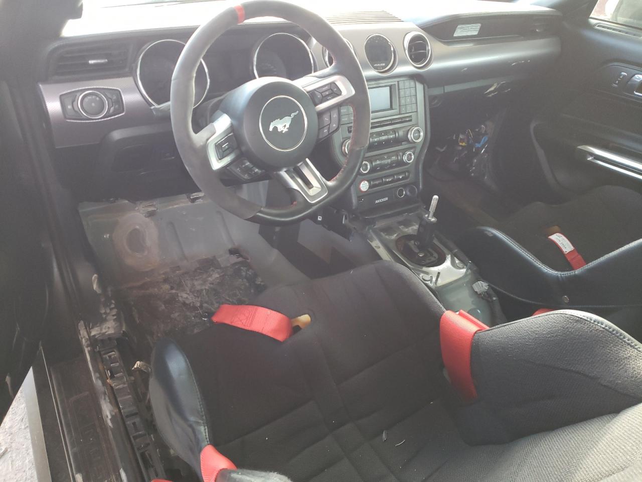 2016 Ford Mustang - Image 8