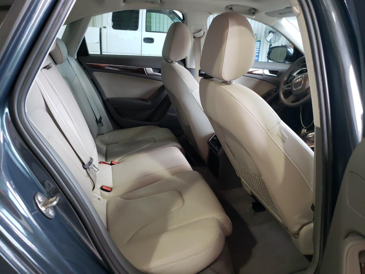 2010 Audi A4 Premium Plus VIN: WAUEFAFL6AN044615 Lot: 80940553