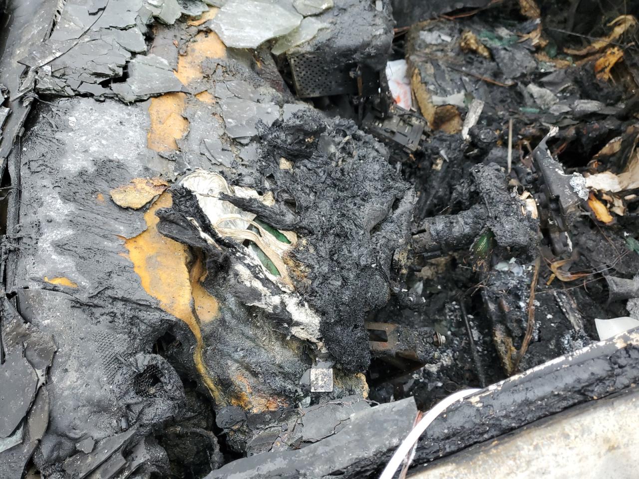 2017 Hyundai Sonata Hybrid VIN: KMHE24L32HA061395 Lot: 80289463