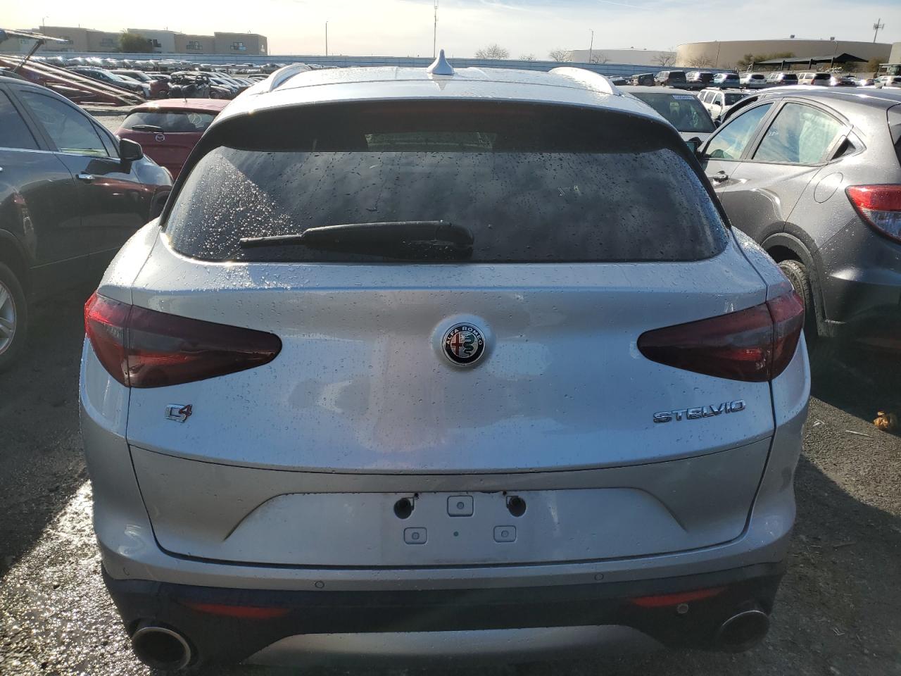 2018 Alfa Romeo Stelvio Ti VIN: ZASFAKBN6J7B80502 Lot: 81948403