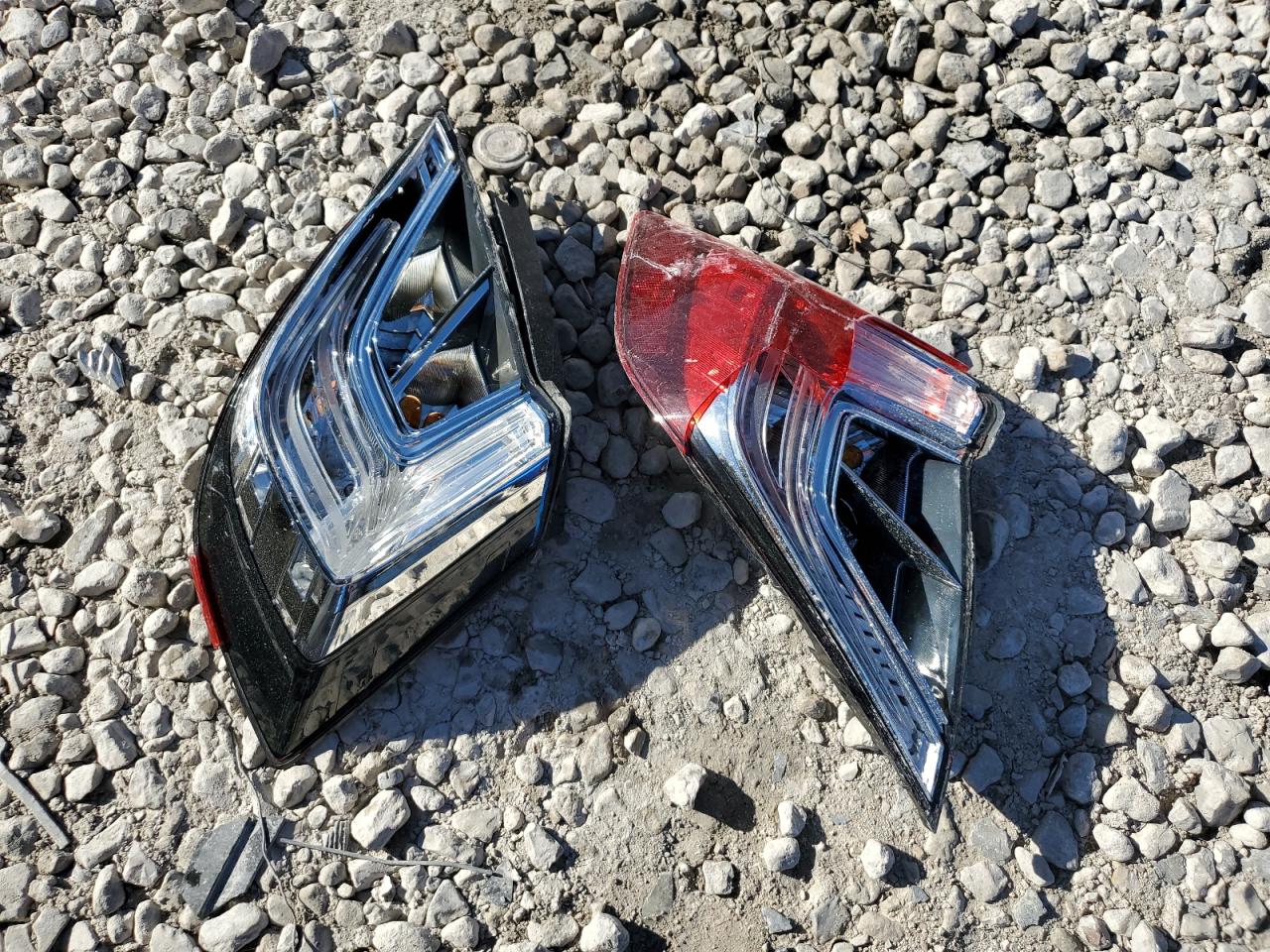 2HGFC1F38HH636487 2017 Honda Civic Ex